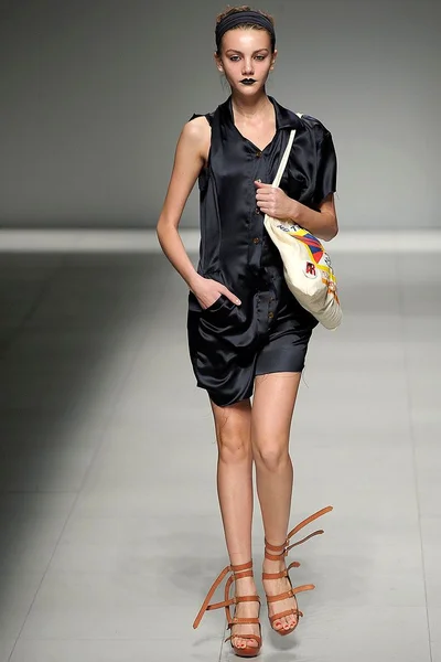 Look 38